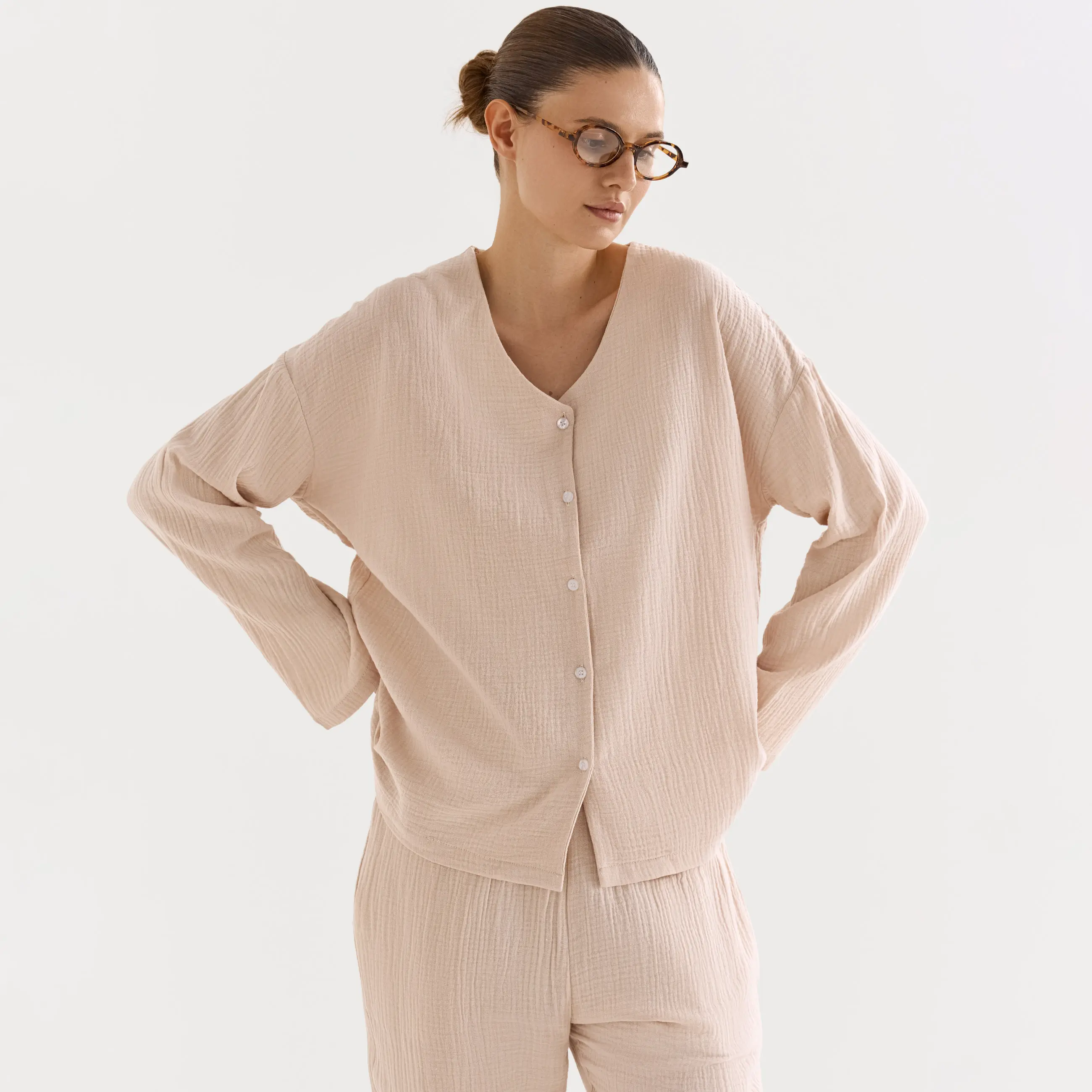 Women's shirt, homewear, size L, with long sleeves, muslin, milky, Allison