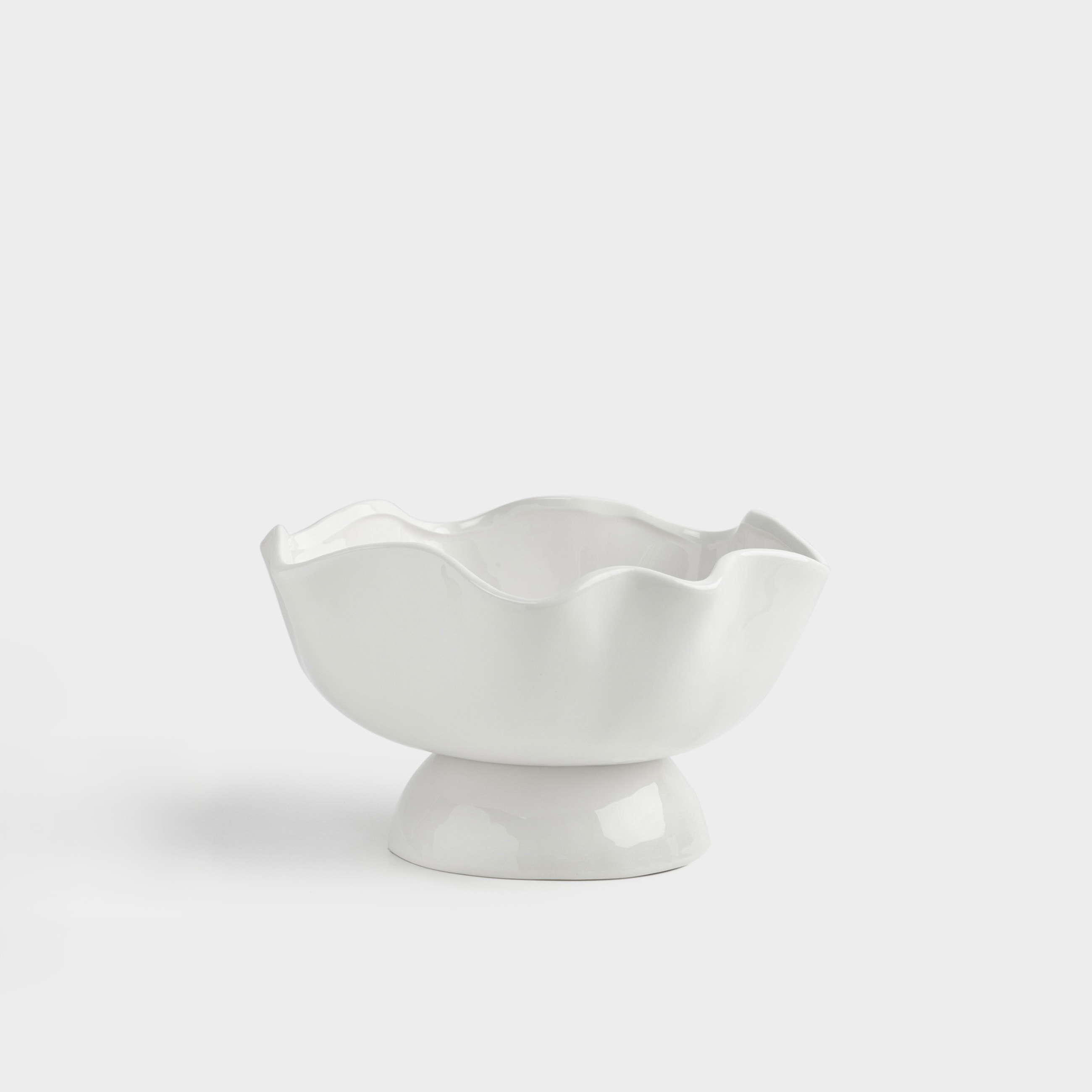 Fruit bowl, 24x15 cm, on a leg, ceramic, milky, Wavy edge, Crumple