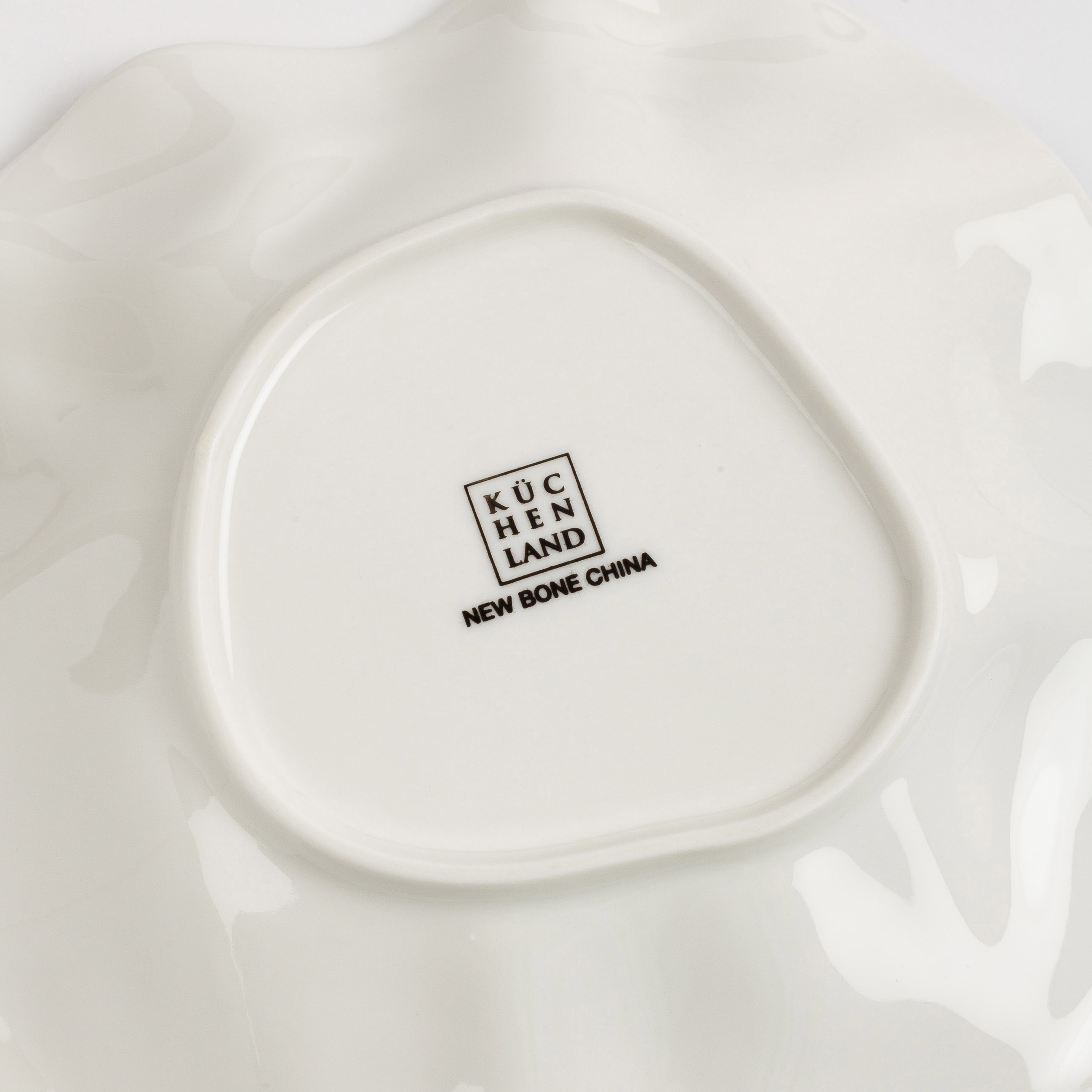 Snack plate, 21 cm, porcelain N, milk, Crumpled effect, Crumple