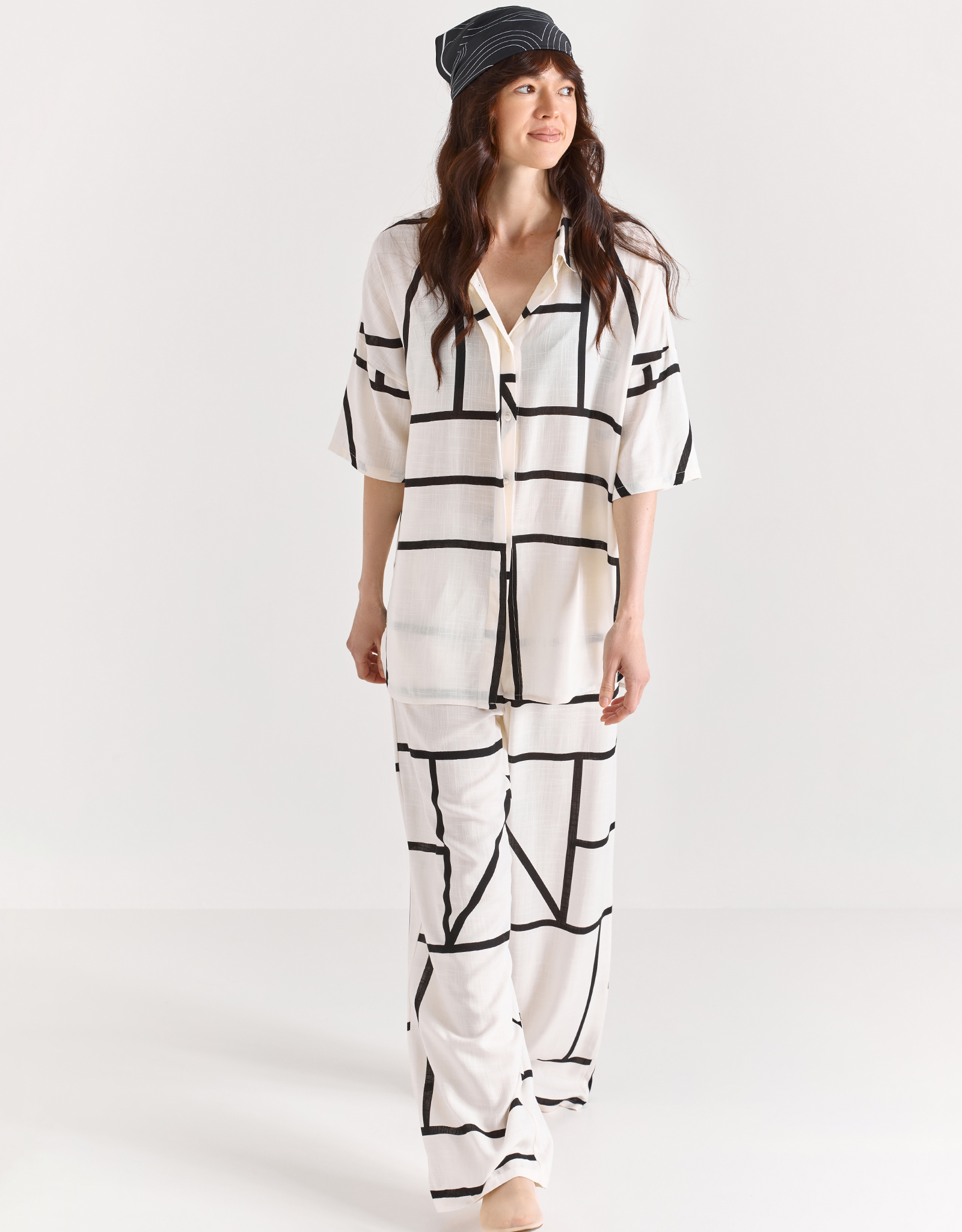 Women's trousers, size L, wide, viscose, black and white, Lines, Nataly, image-2