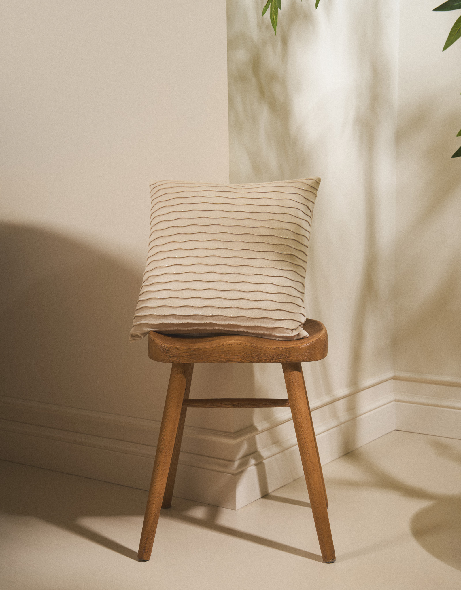 Decorative pillow, 43x43 cm, velvet, milky silver, Waves, Abstract, image-2