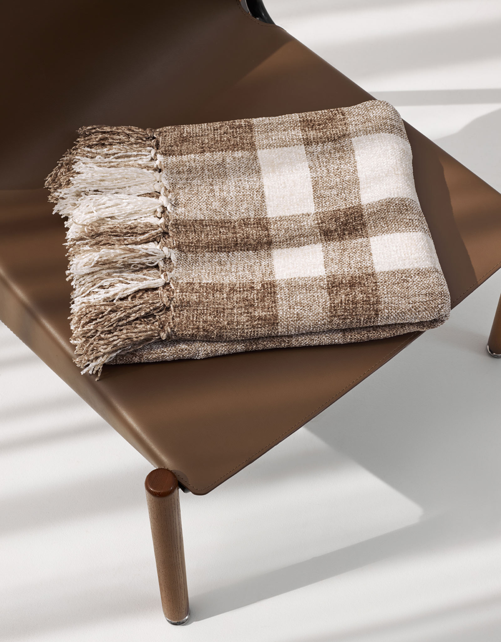 Plaid, 130x170 cm, fringed, chenille, milky brown, Checkered, Hazel, image-6