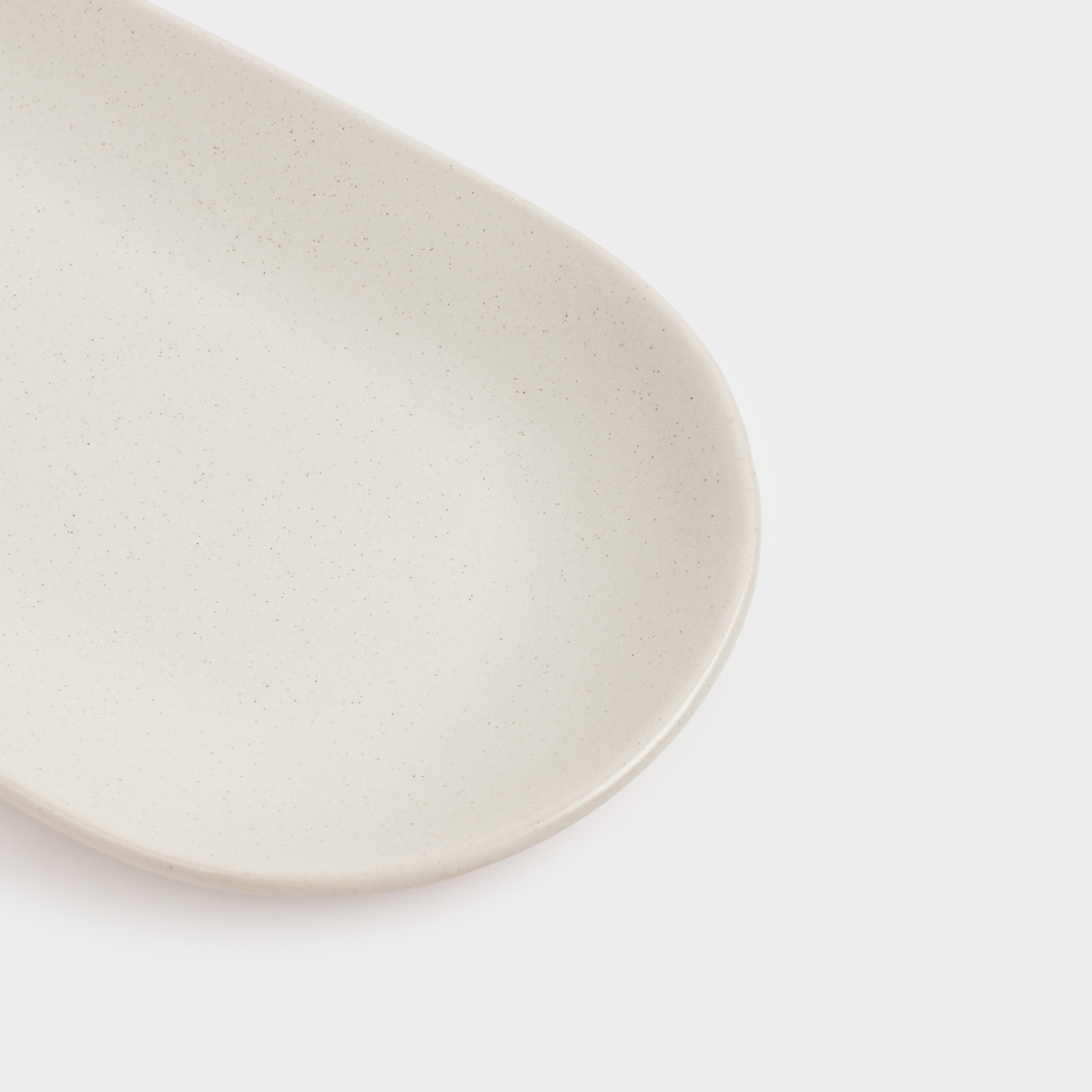 Dish, 25x13 cm, ceramic, oval, milk, speckled, Particle