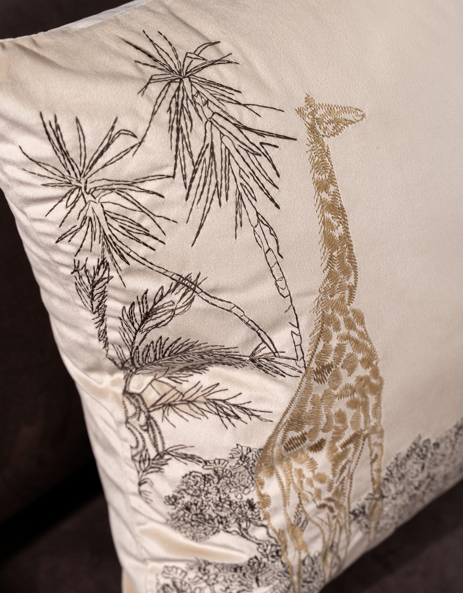 Decorative pillow, 45x45 cm, corduroy, sand, Giraffes, Tropical oasis, image-5