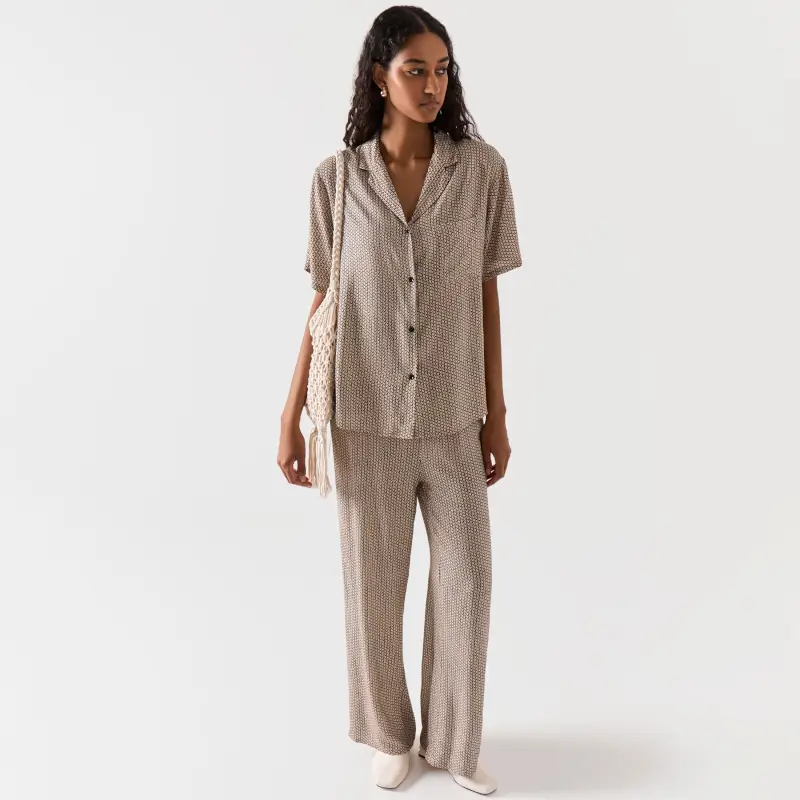 Women's trousers, size L, viscose, beige, Geometric pattern, Emri ,image-0