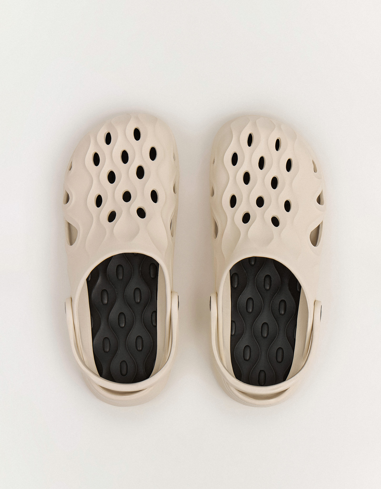 Clogs, size 42-43, EVA, beige and black, Sabot, image-1