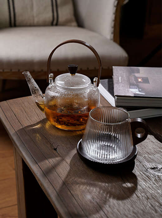 Mugs and tea sets