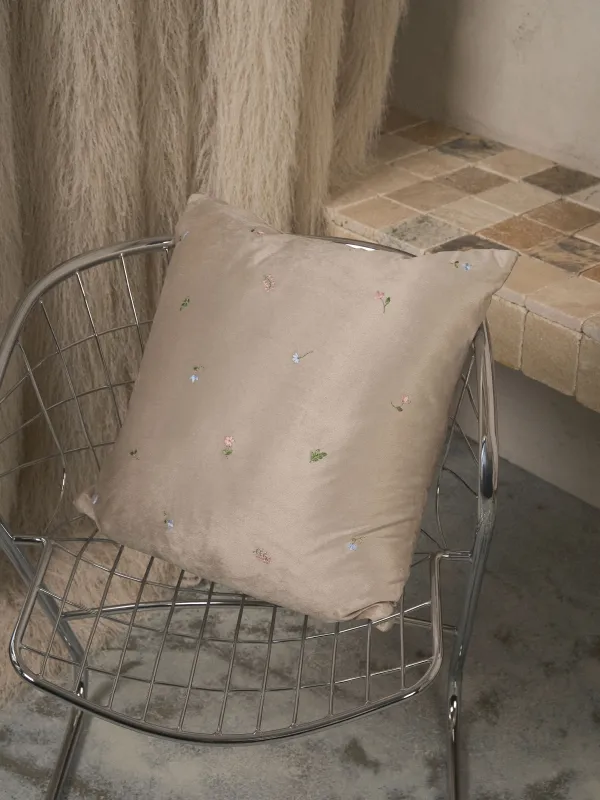 Decorative pillow, 45x45 cm, velvet, beige, Flowers, Velvet, image-2