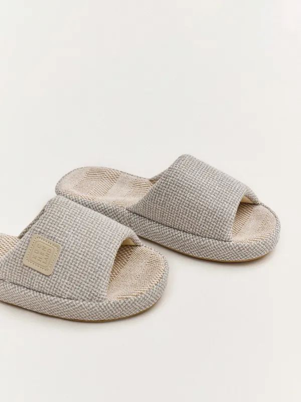 Women's slippers, homewear, size 36-37, polyester, light gray, Serious, image-2