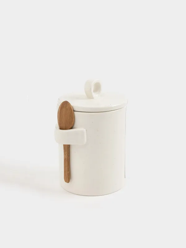 Storage container, 16 cm, 750 ml, with spoon, ceramic / wood, milky, speckled, Delicia, image-1