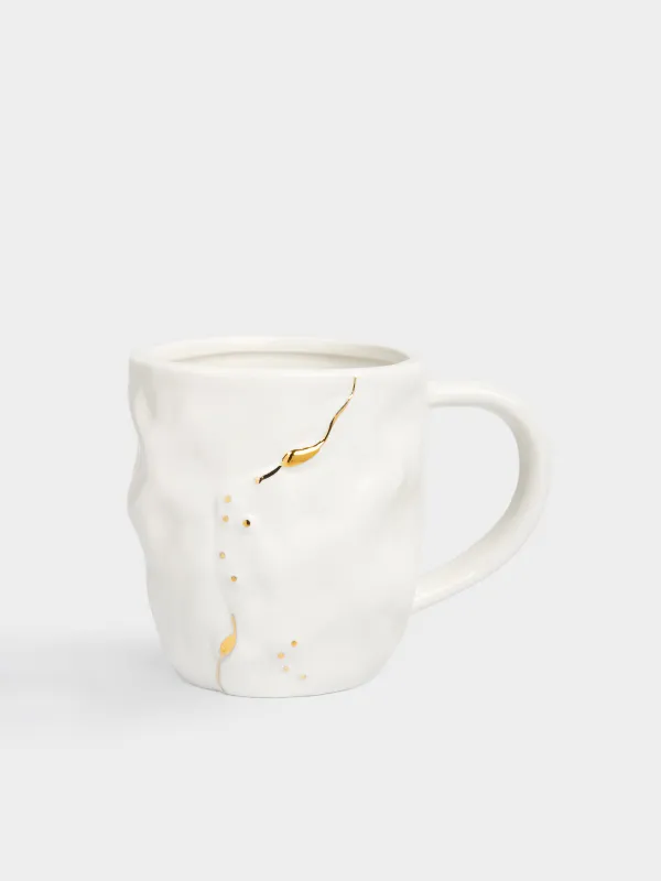 Mug, 370 ml, porcelain P, milky golden, Crumpled effect, Crumple, image-0