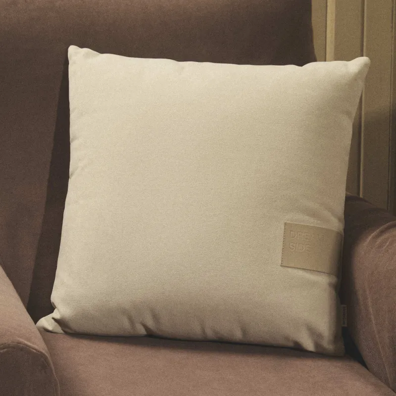 Decorative pillow, 45x45 cm, velvet, milky, Silk velvet