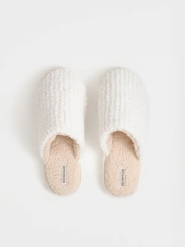 Women's slippers, homewear, size 36-37, polyester, beige, Plush font, image-1