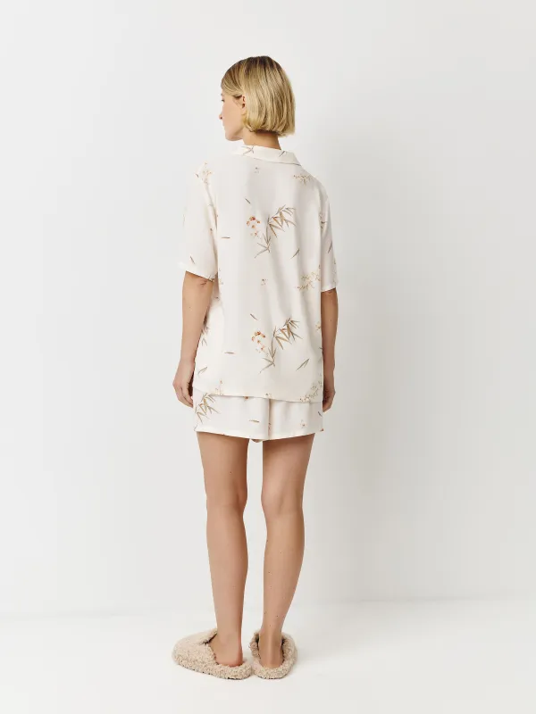 Women's shirt, homewear, size L, with short sleeves, viscose, milky, Flowers, Norla, image-3