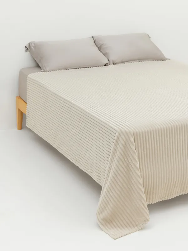 Bedspread, 220x240 cm, flannel, beige, Three-dimensional stripes, Flannel, image-0