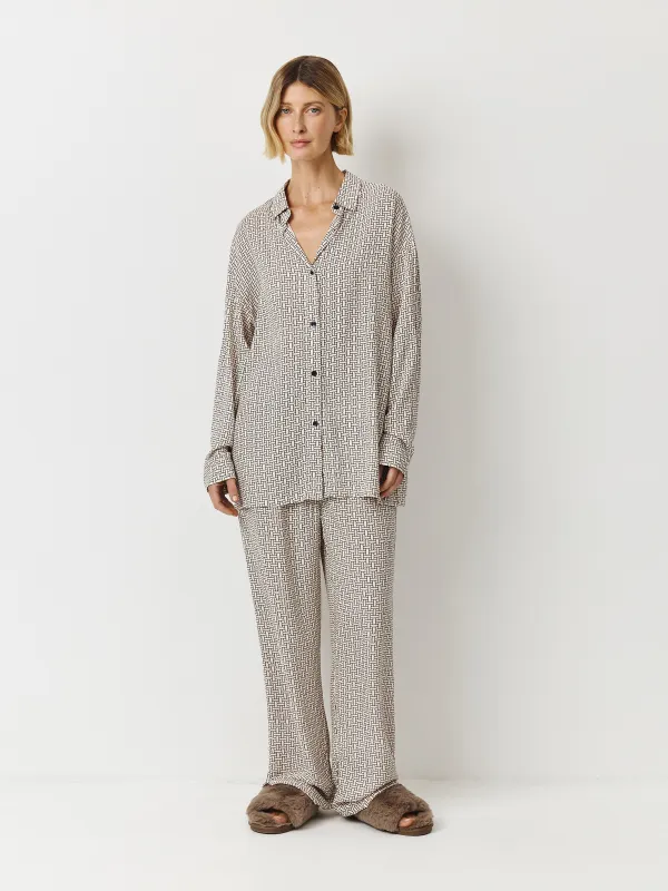 Women's trousers, size S, wide, viscose, milky black, Lines, Eniola, image-0