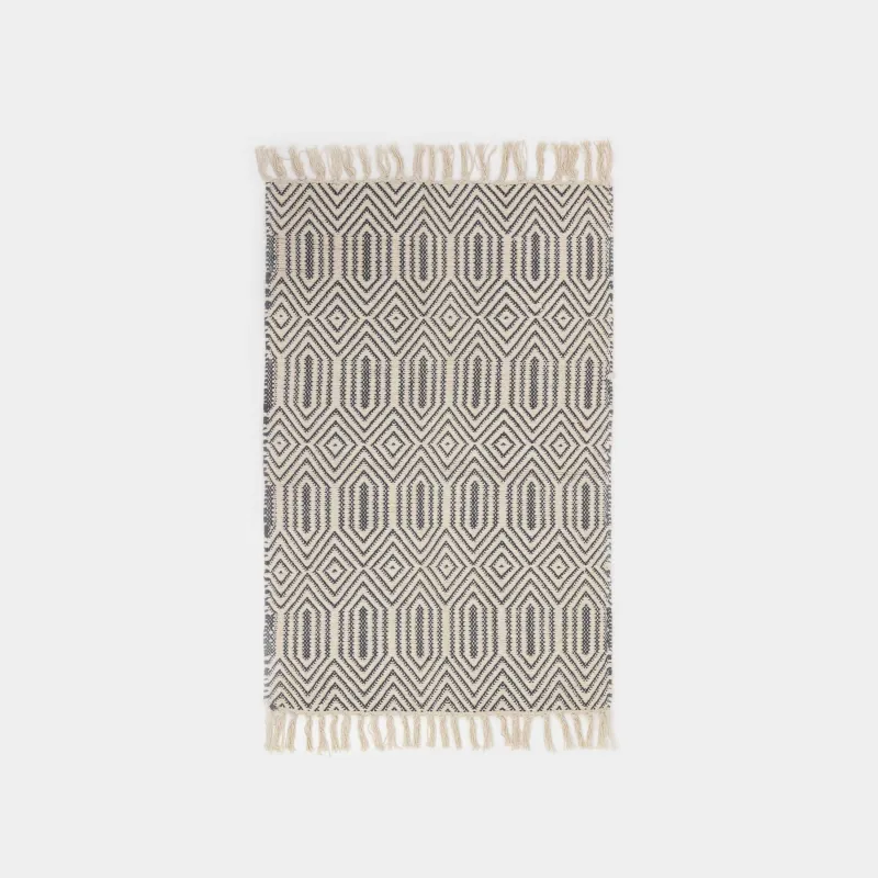 Rug, 60x90 cm, fringed, cotton, black and milk, Rhombic
