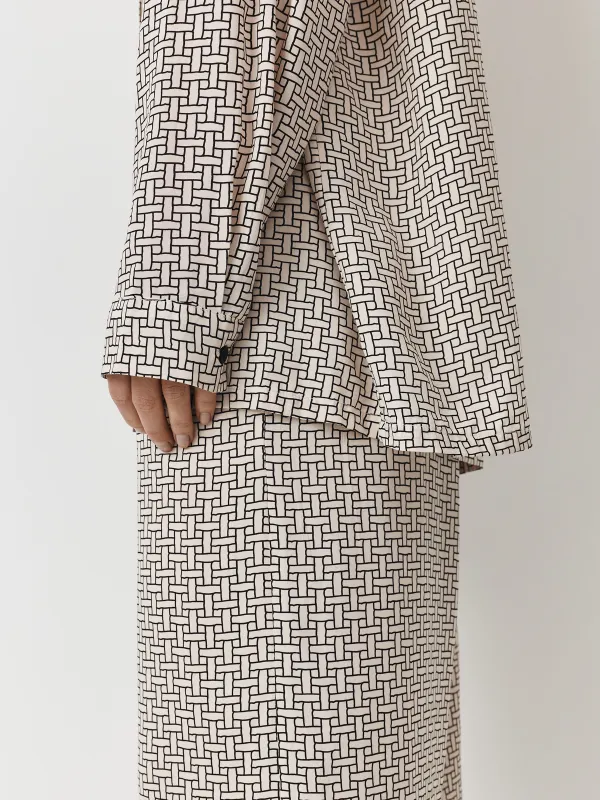 Women's shirt, size L, with long sleeves, viscose, milky black, Lines, Eniola, image-2