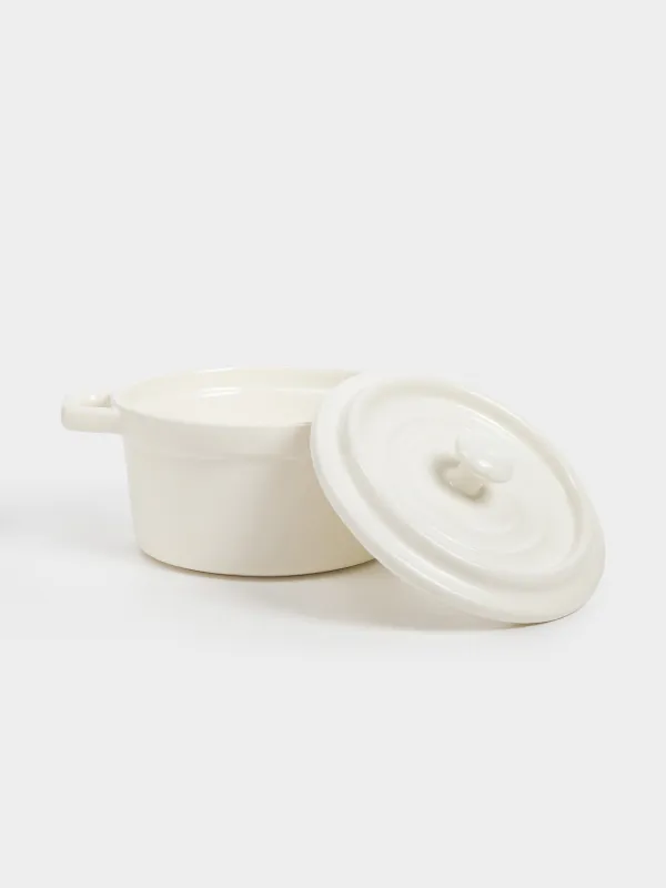 Cocotte, 12 cm, 450 ml, with lid, porcelain P, milky, Bright, image-1