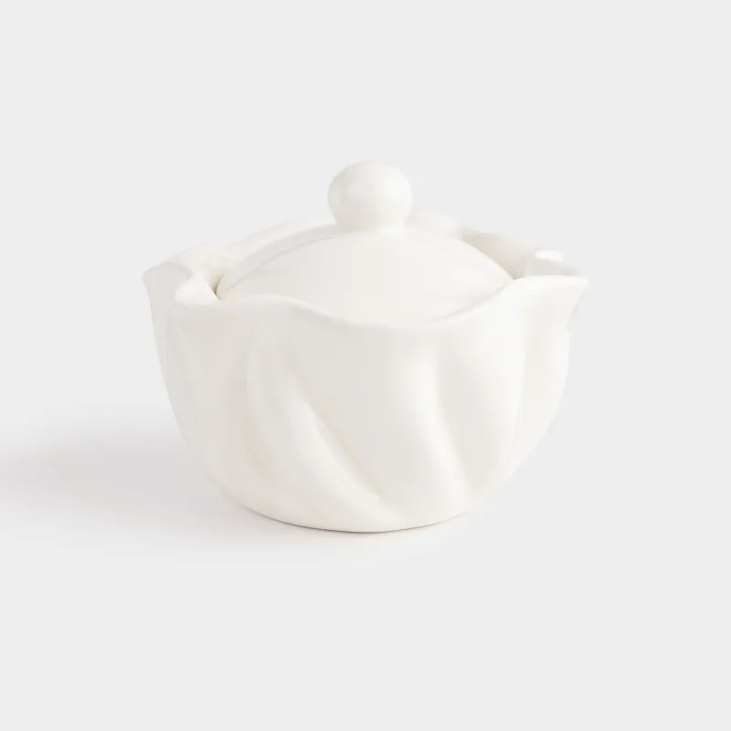 Jewelry box, 11x9 cm, ceramic, milky, Crumpled effect, Crumple