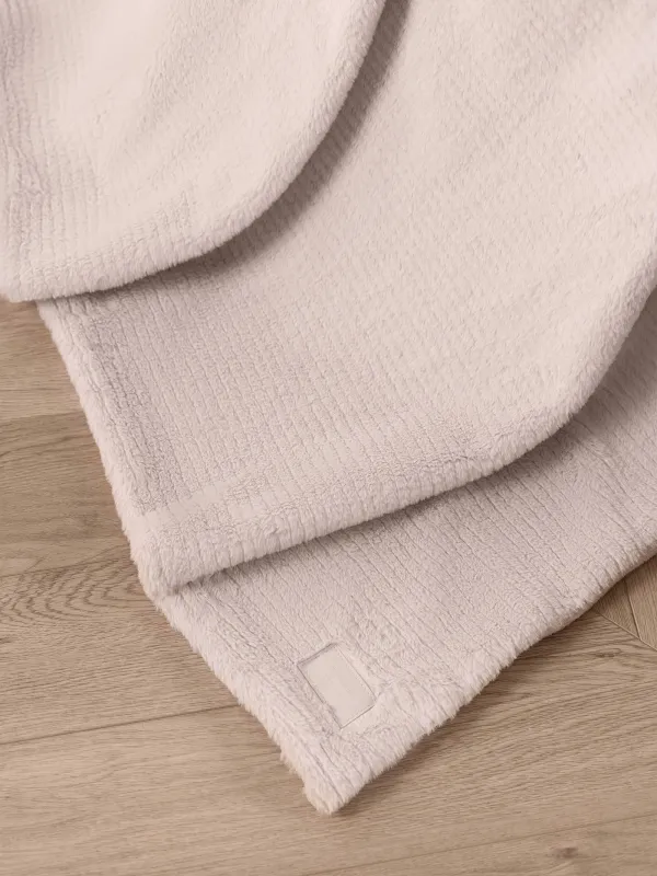 Blanket, 130x170 cm, double-sided, faux fur/flannel, milk, Stripes, Flannel, image-5