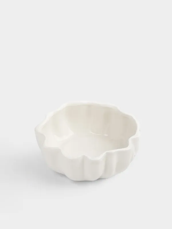 Bowl, 14x6 cm, 450 ml, ceramic, milky, Wavy edge, Crumple, image-1