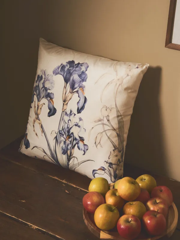 Decorative pillow, 45x45 cm, velvet, milky, Irises, Iris garden, image-5