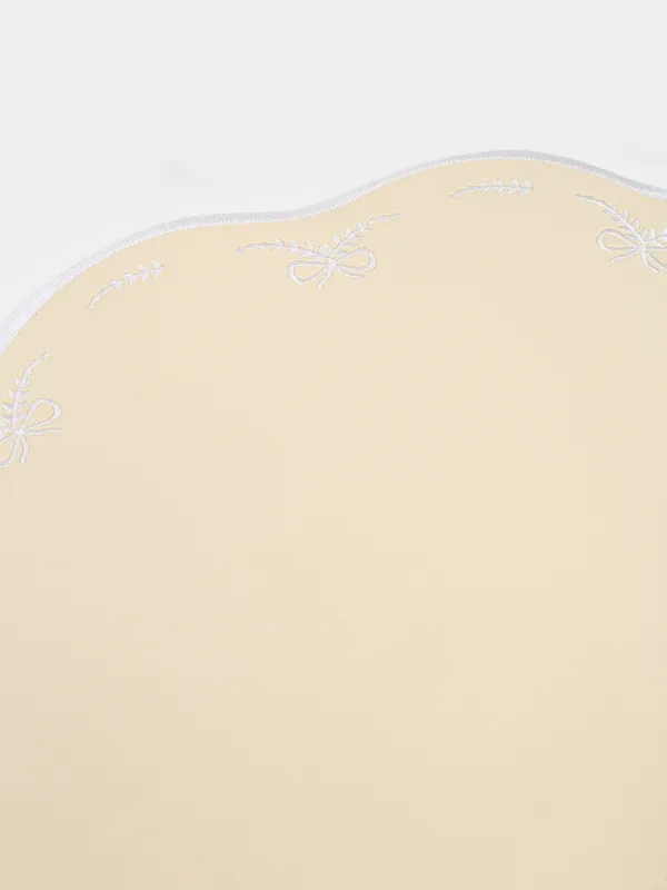 Placemat, 30x40 cm, PVC / polyester, shaped, light yellow, Bows, Rock embroidery, image-3