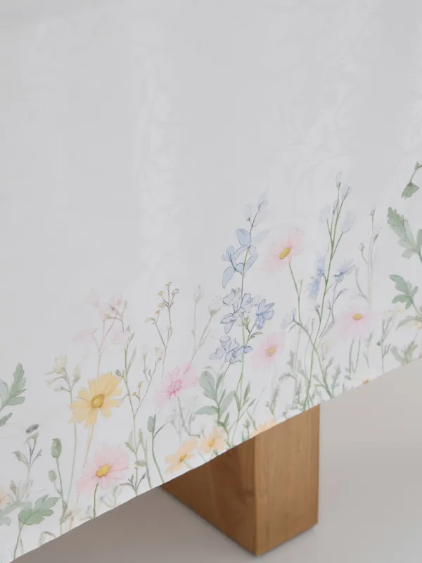 Tablecloth, 160x160 cm, jacquard, polyester, milky, Wildflowers, Petals serenity, image-2