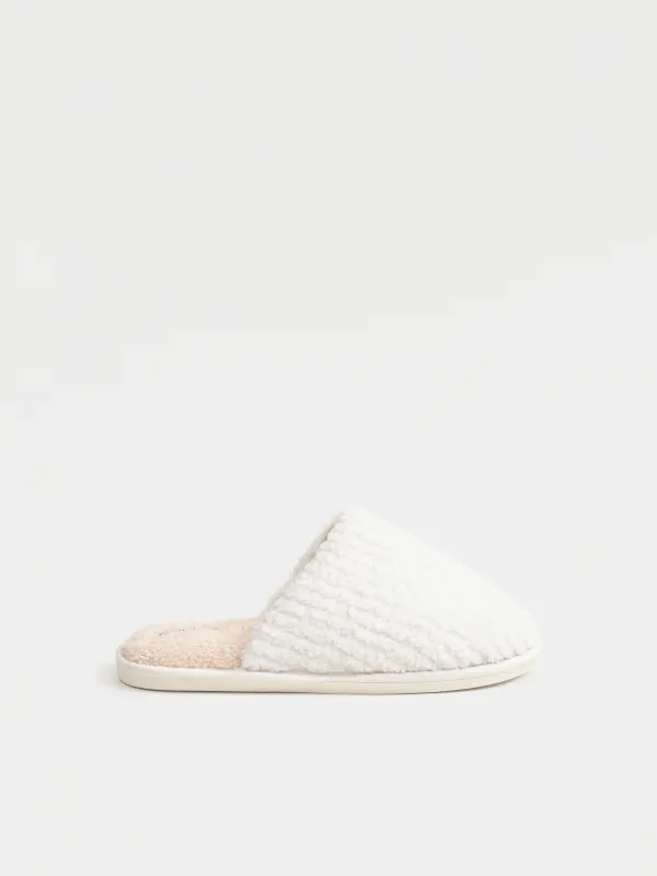 Women's slippers, homewear, size 36-37, polyester, beige, Plush font, image-0