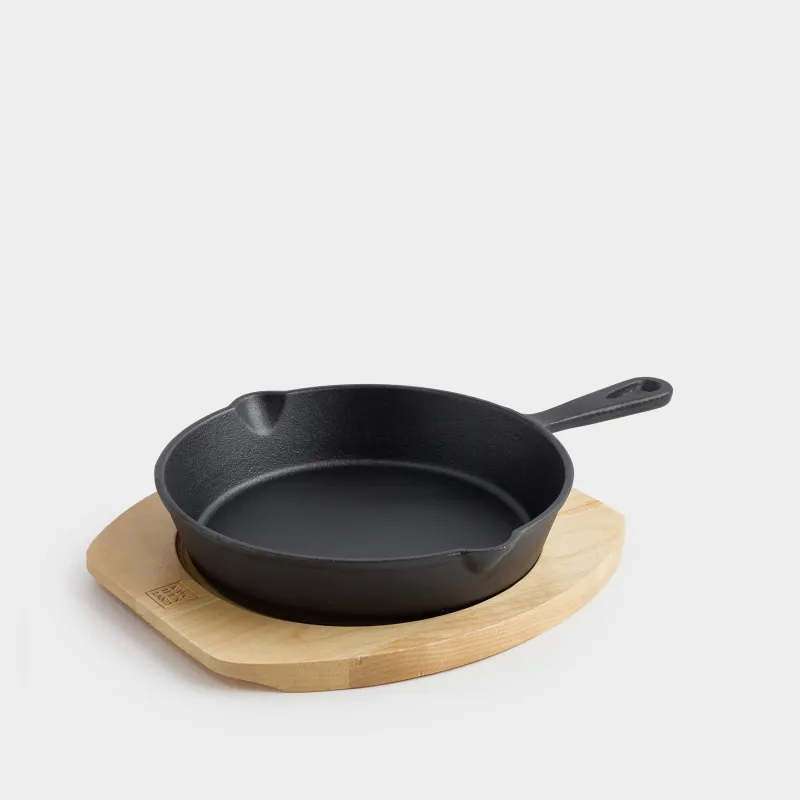 Frying Pan with base, 20 cm, cast iron/wood, round, black, Authentic