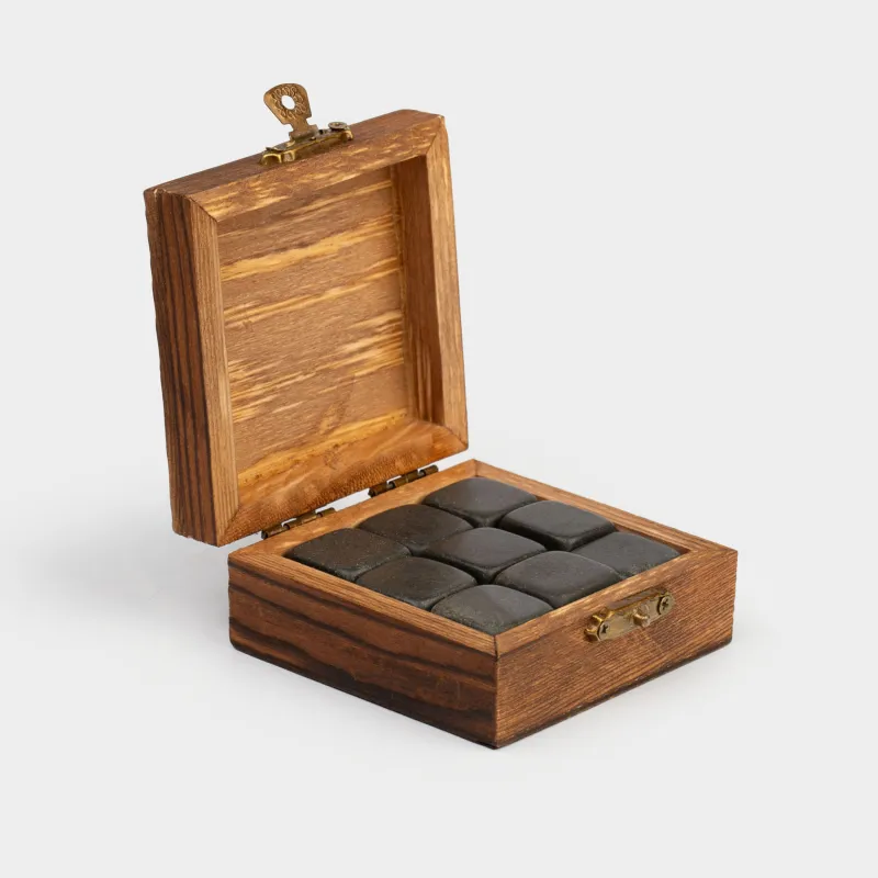 Set of cubes for cooling drinks, 10 pr, in a box, basalt