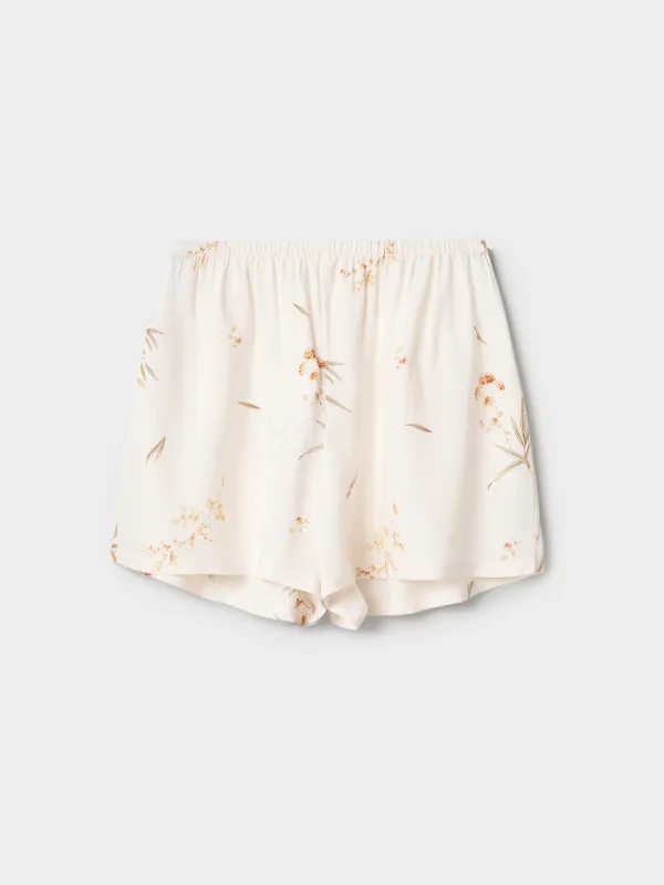 Women's shorts, homewear, size S, viscose, milky, Flowers, Norla, image-6