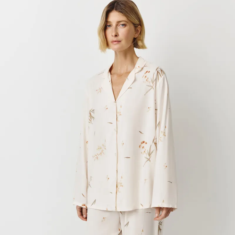 Women's shirt, homewear, size L, with long sleeve, viscose, milky, Flowers, Norla