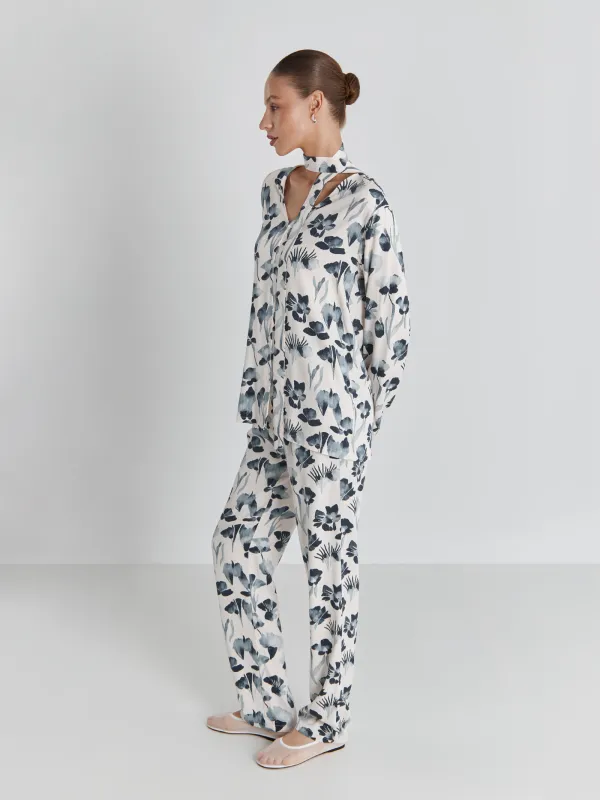 Women's shirt, home, size S, long sleeve, viscose, milk, Blue flowers, Telia, image-2