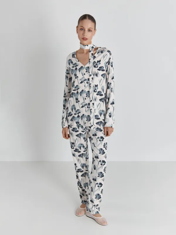 Women's shirt, home, size S, long sleeve, viscose, milk, Blue flowers, Telia, image-0