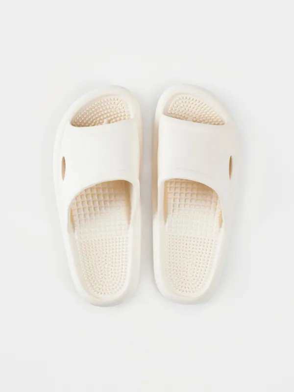 Women's slippers, p. 37-38, EVA, milk, Bouncy, image-1
