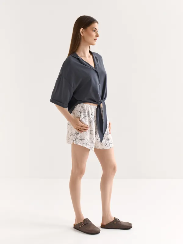 Women's shirt, homewear, size S, with short sleeves, viscose, milky, Flowers, Janice, image-4