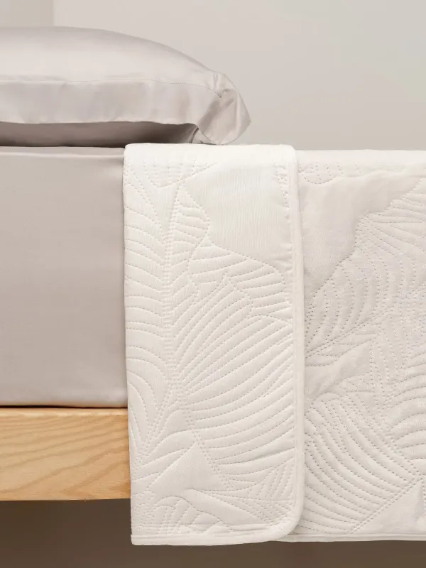 Bedspread, 220x240 cm, quilted, velvet/microfiber, milky, Leaves, Stitch velvet, image-2