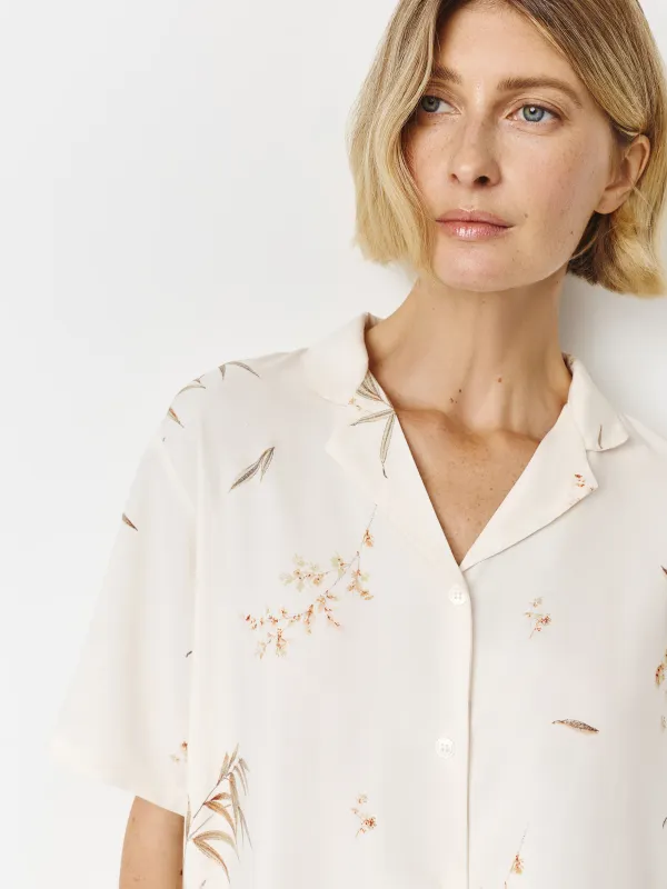 Women's shirt, homewear, size L, with short sleeves, viscose, milky, Flowers, Norla, image-1