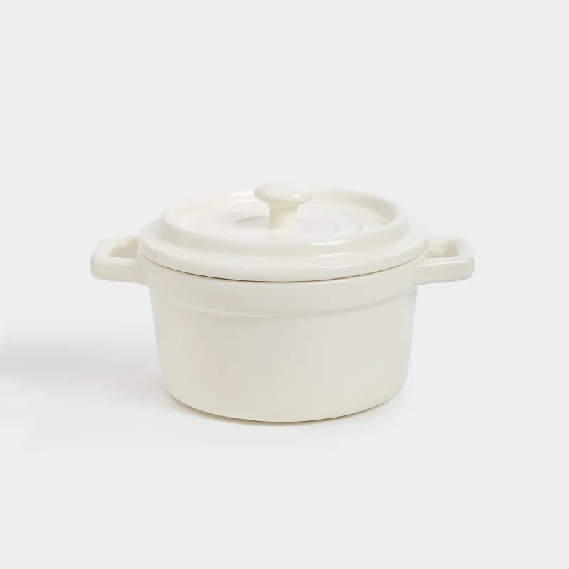 Cocotte, 12 cm, 450 ml, with lid, porcelain P, milky, Bright