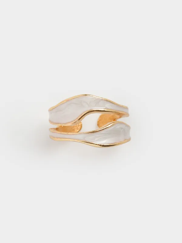 Ring, size S-M, single size, metal / acrylic, golden beige, Jewelry, image-3