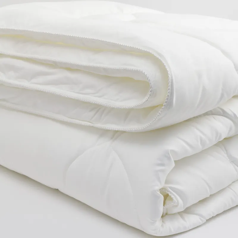 Blanket, 200x220 cm, holofiber / satin, Extra soft, image-1