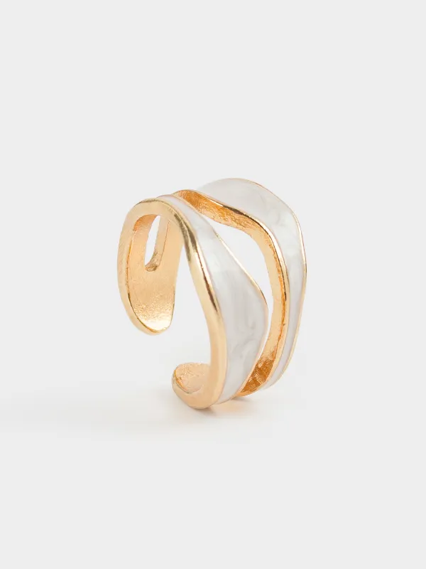 Ring, size S-M, single size, metal / acrylic, golden beige, Jewelry, image-0