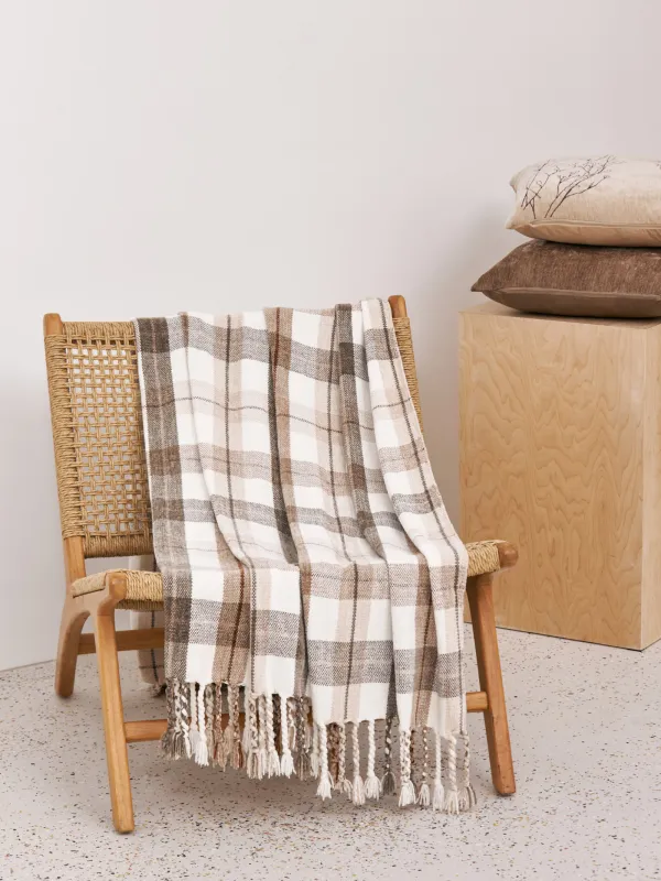Plaid, 130x170 cm, fringed, chenille, beige-brown, Checkered, Hazel, image-1