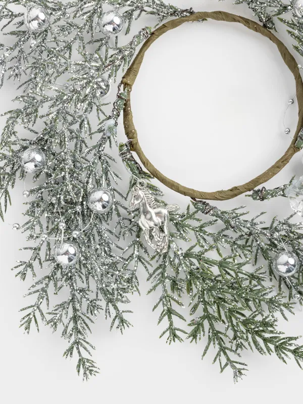 Decorative wreath, 10/26 cm, plastic, Silver spruce with horses, Conifer silver, image-2