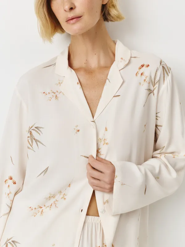 Women's shirt, homewear, size M, with long sleeve, viscose, milky, Flowers, Norla, image-3