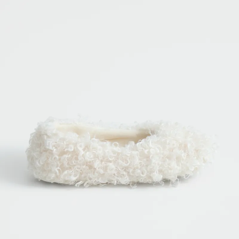 Women's slippers, homewear, size 36-37, artificial fur, milky, Curled