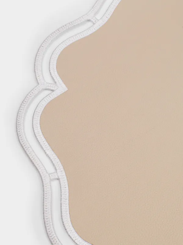 Placemat, 38 cm, PVC / polyester, shaped, beige, Rock vintage, image-1