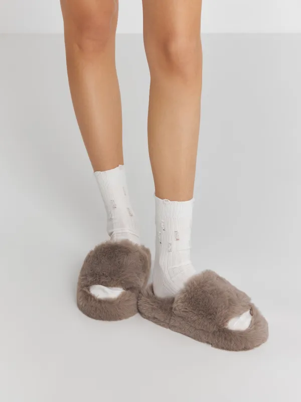 Women's socks, size 36-38, with a torn effect, cotton / polyester, milk, Rubchik grunge, image-2